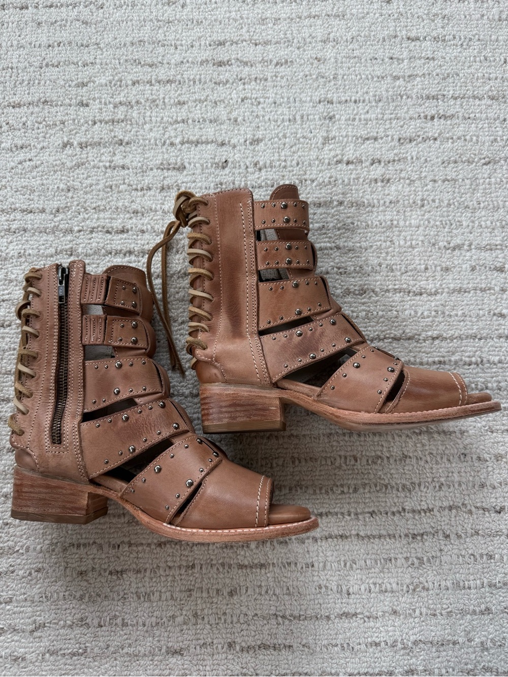 Freebird by Steven "Ghost" Tan Leather Studded Gladiator Sandals Size 7⁠